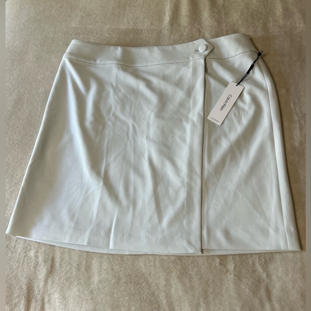 Calvin Klein Women's Button Wrap Skirt Business, Event Wear Ivory color Sz16 NWT